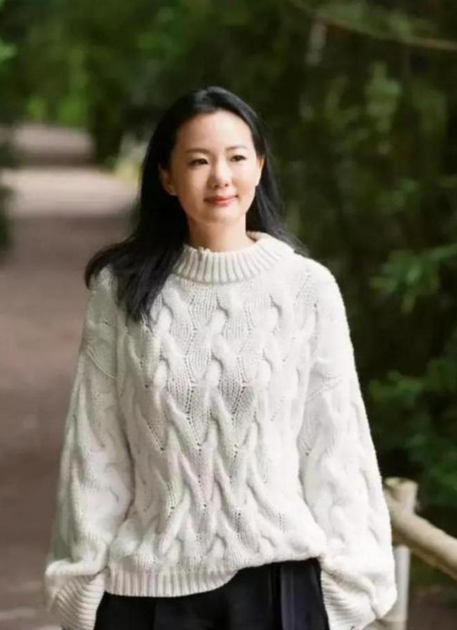 栾树：王菲的初恋男友分手后娶金鸡影后是音乐人也是马术冠军(图16)