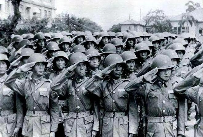 解放战争初期国共两军的兵力对比国军兵力装备有多强大？