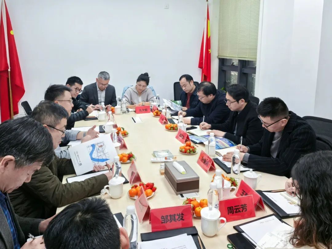 政企跨城联动延宝科技集团携手镇海区一行领导共赴杭州梦马汽车小镇(图4)