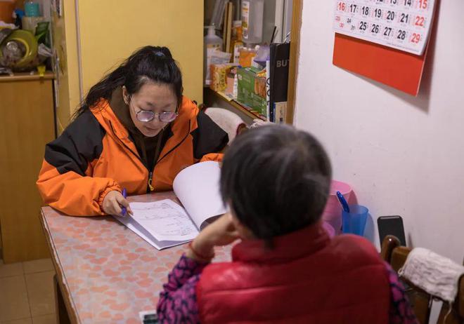 “一人一方案”专业“三人团”服务上门丨家庭照护床位(图2)