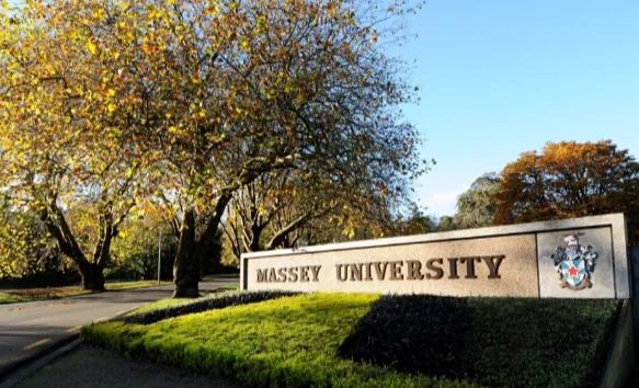 从高考分数到赛马实验室：梅西兽医科学申请的动物医学实践(图1)