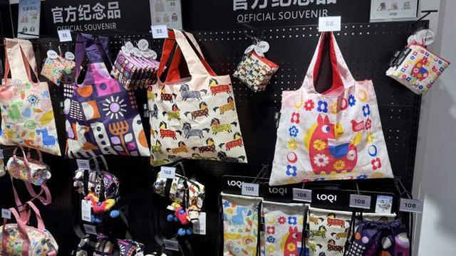 有票没票都能来买买买今年上海浪琴环球马术冠军赛纪念品店好物推荐来了(图4)