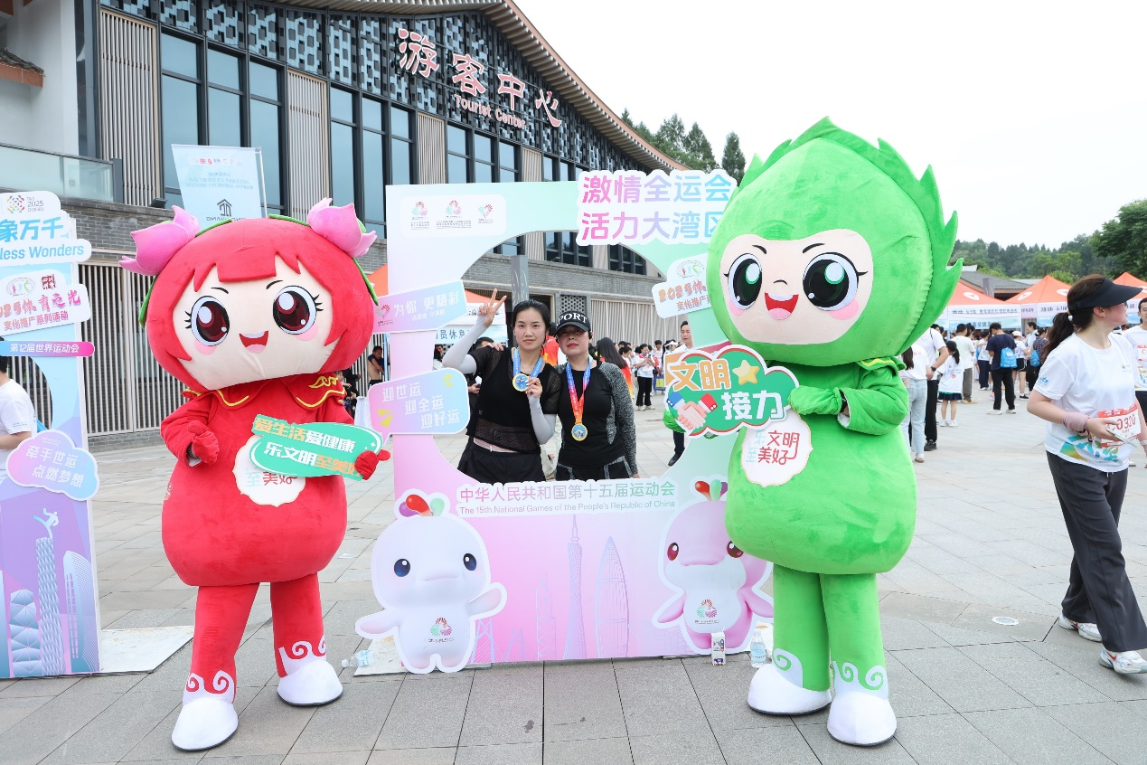 赛事燃动红色热土 全民共享健康乐至(图6)