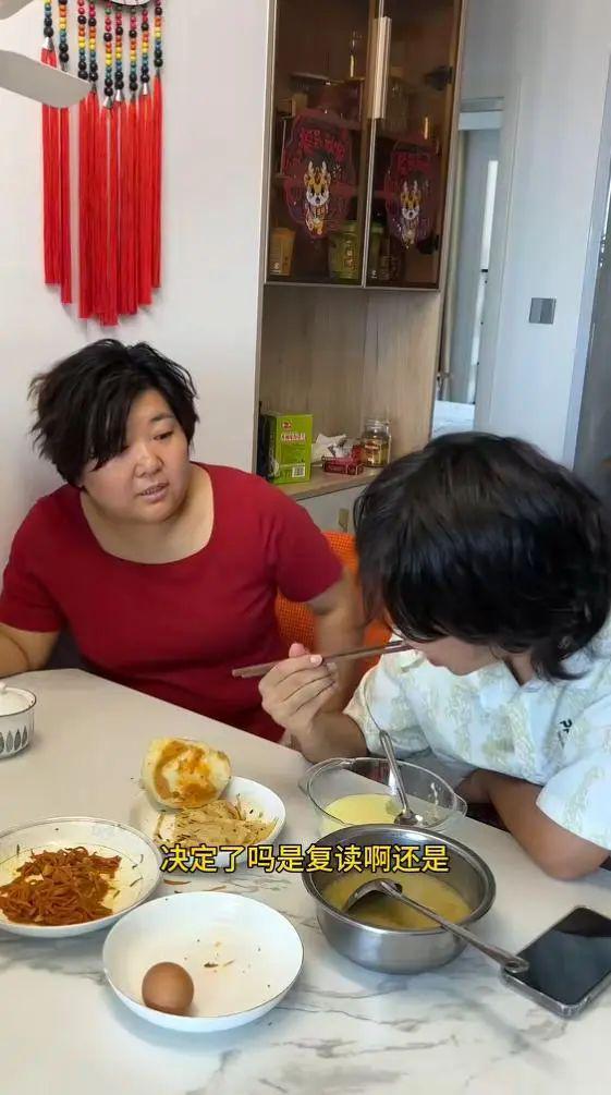 562分男孩被调剂到护理专业全家崩溃痛哭最终决定看哭无数人(图11)