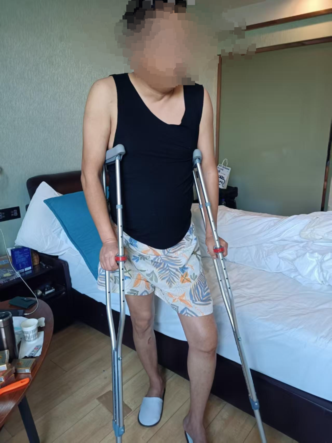 骑手撞人后说订单超时先送外卖当事人称十级伤残拿不到赔偿(图1)